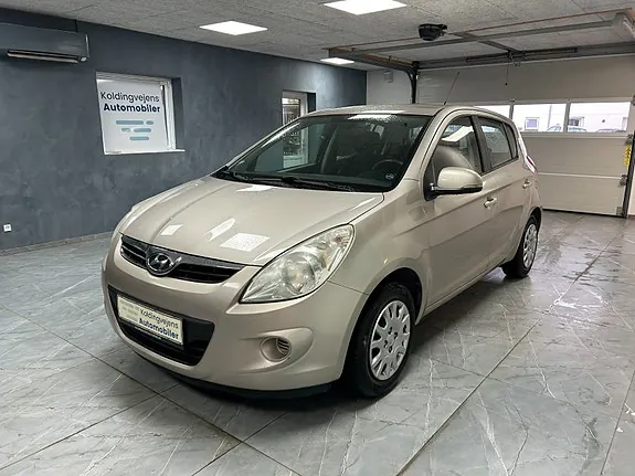 Hyundai I20 2011 photo 2