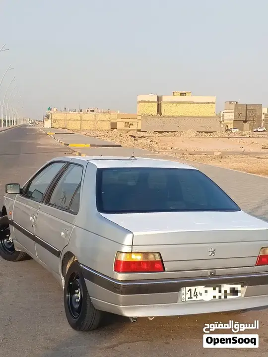 Peugeot 405