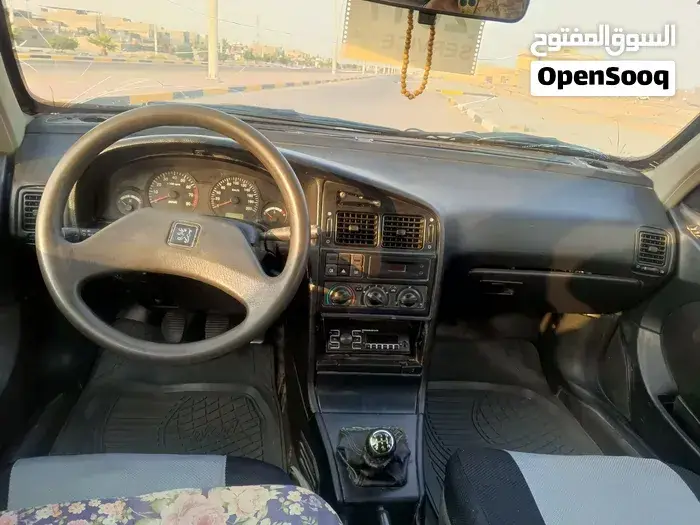 Peugeot 405 2012 photo 4