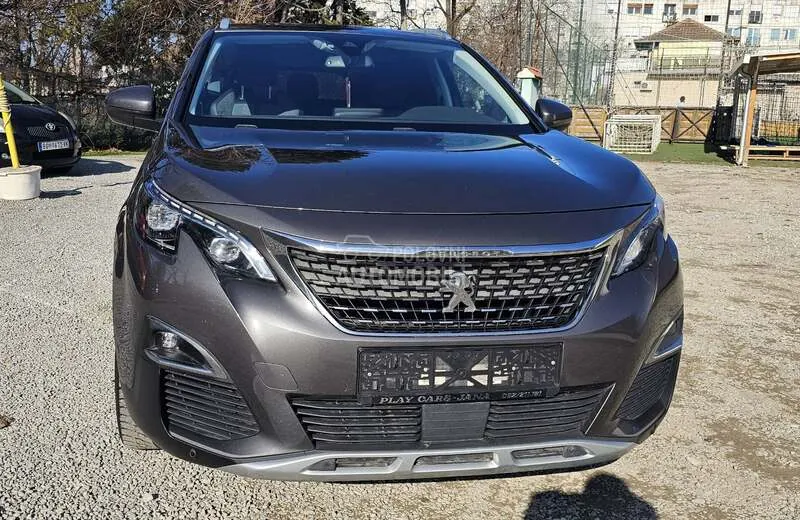 Peugeot 5008 2018 photo 3