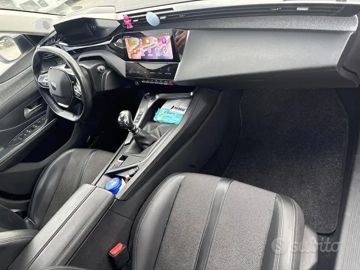 Peugeot 308 2022 photo 5