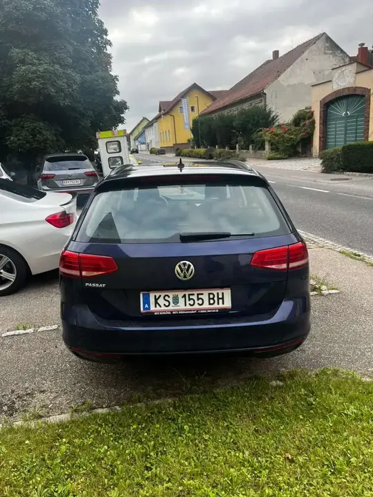 Volkswagen Passat 2018 photo 2