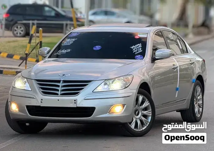 Hyundai Genesis 2010 photo 3