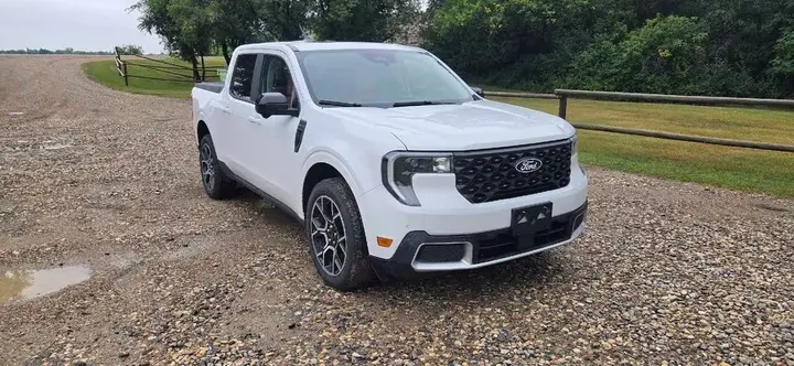 Ford Maverick 2025 photo 2