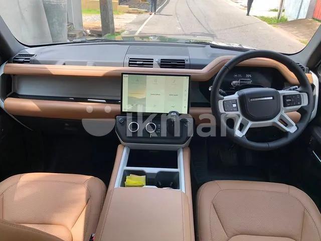 Land Rover Defender 2026 photo 5