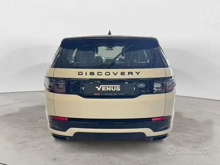 Land Rover Discovery Sport 2023 photo 5