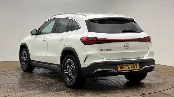 Mercedes-Benz Eqa 2022 photo 2