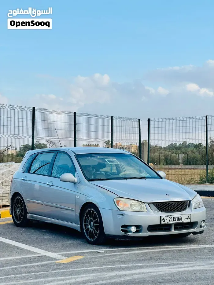 Kia K5 2007 photo 3