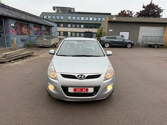 Hyundai I20 2009 photo 3