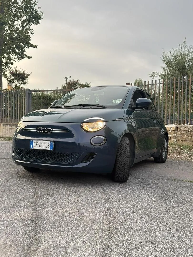 Fiat 500E 2021 photo 2