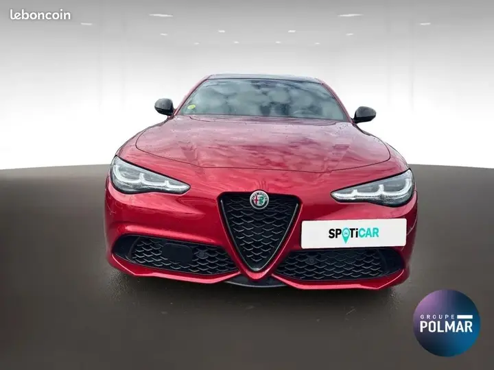 Alfa Romeo Giulia 2023 photo 2