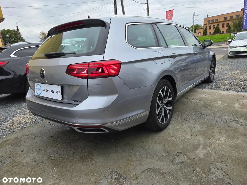 Volkswagen Passat 2023 photo 5