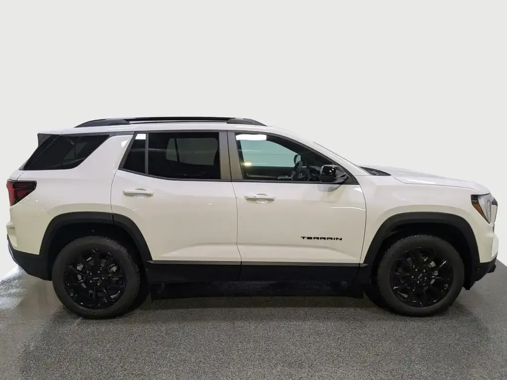 GMC Terrain 2027 photo 2