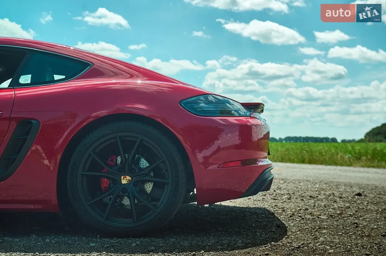 Porsche Cayman 2018 photo 4