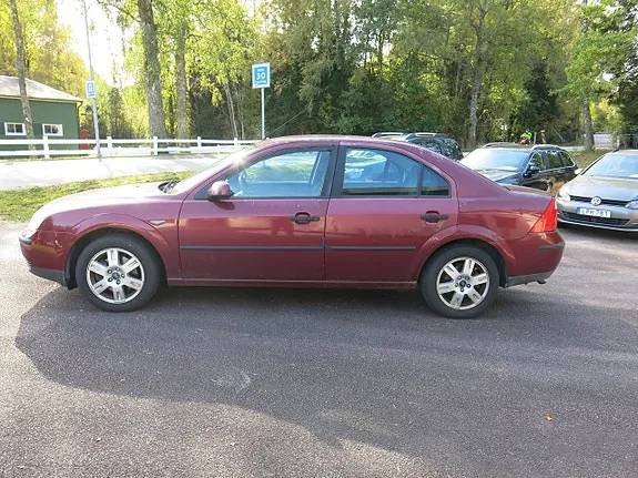 Ford Mondeo 2004 photo 2