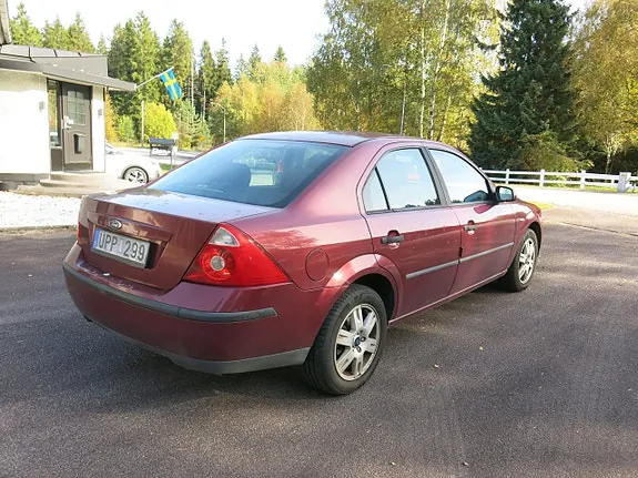 Ford Mondeo 2004 photo 5