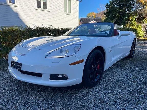 Chevrolet Corvette 2006 photo 2