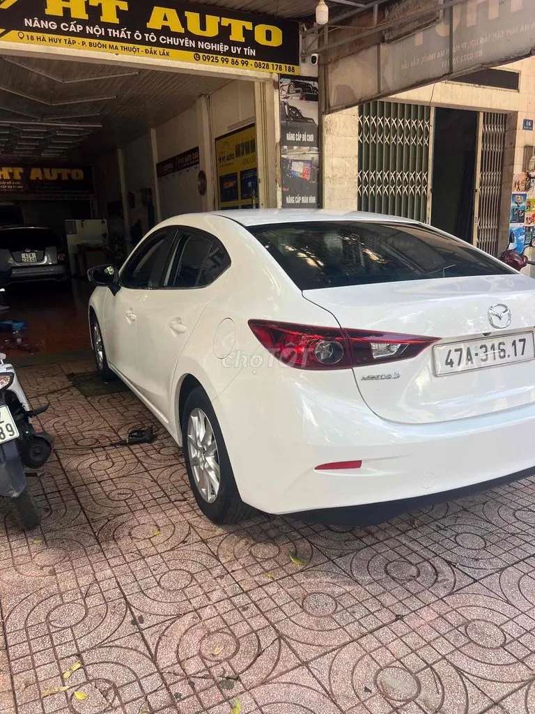 Mazda 3 2015 photo 3