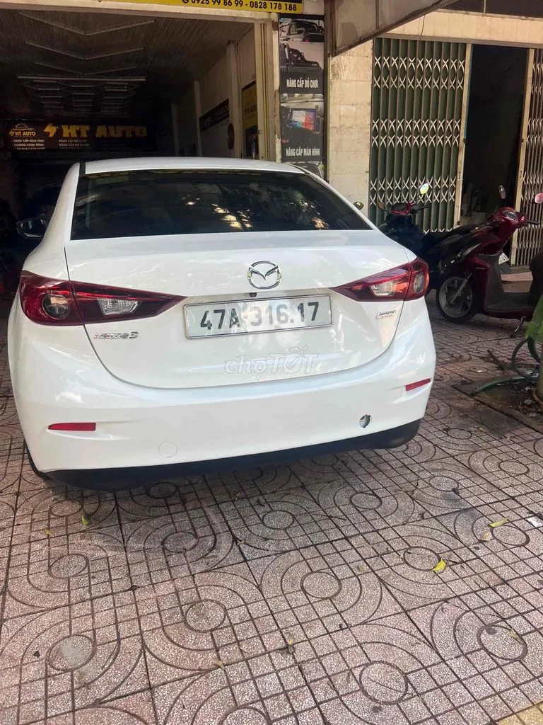 Mazda 3 2015 photo 4