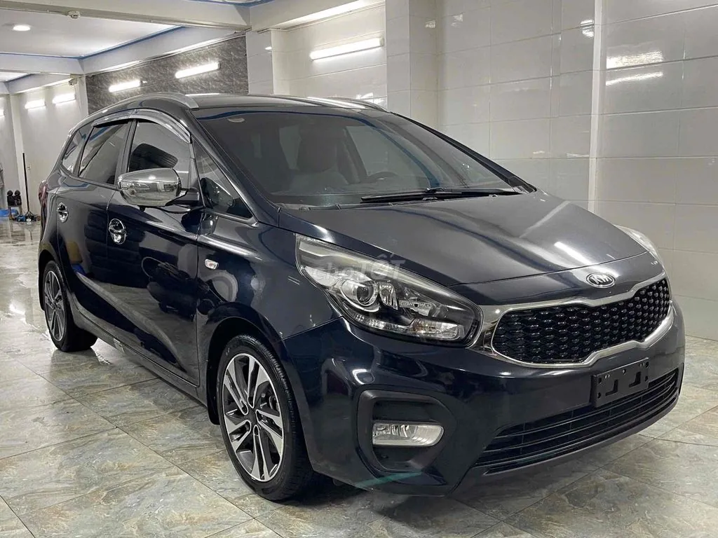 Kia Carens 2019 photo 2