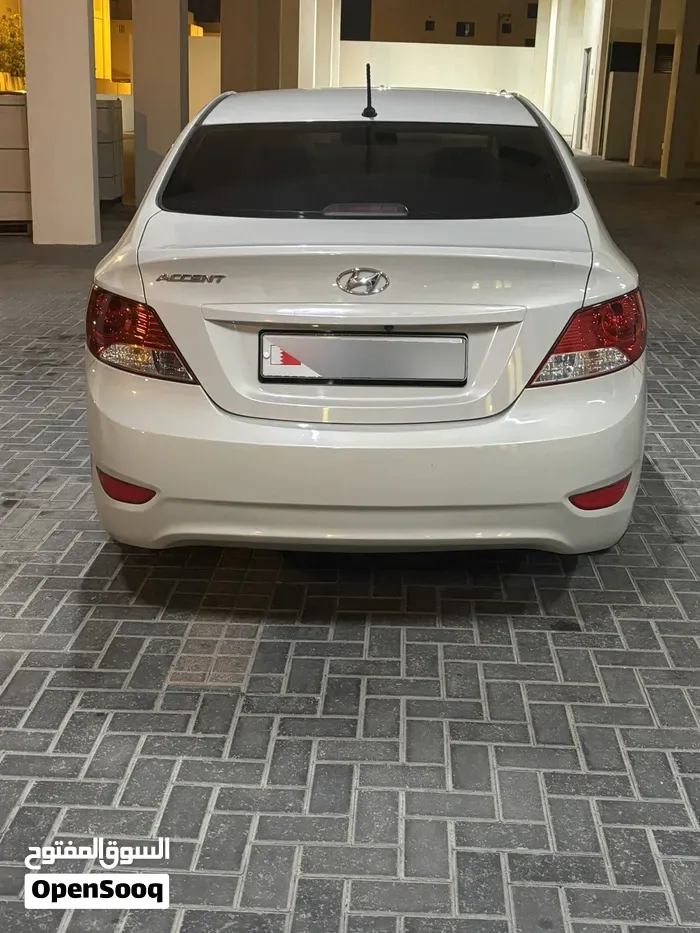 Hyundai Accent 2017 photo 4