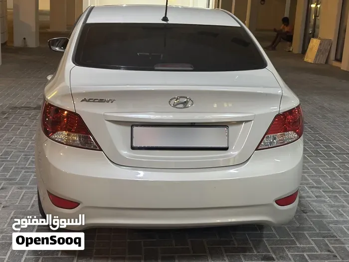 Hyundai Accent 2017 photo 3