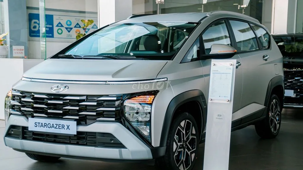 Hyundai Stargazer 2025 photo 2