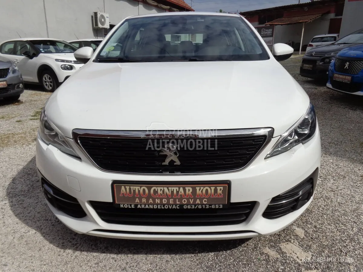 Peugeot 308 2020 photo 2