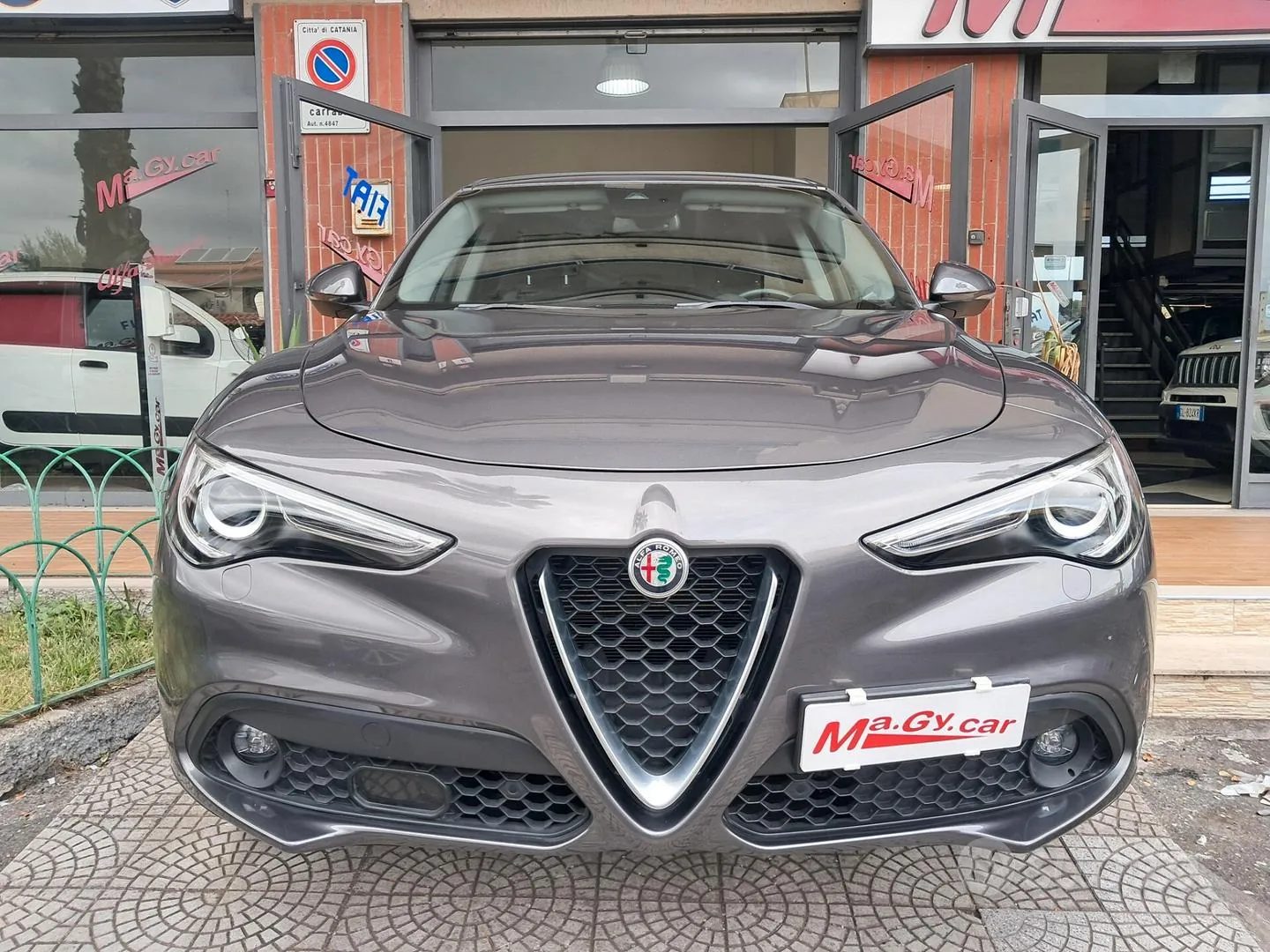 Alfa Romeo Stelvio 2021 photo 2