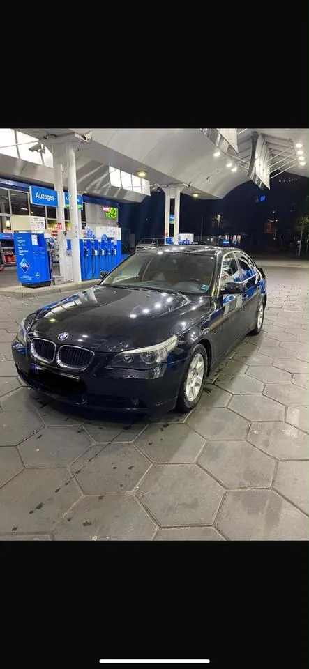 BMW E60 525I