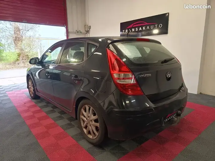 Hyundai I30 2011 photo 3
