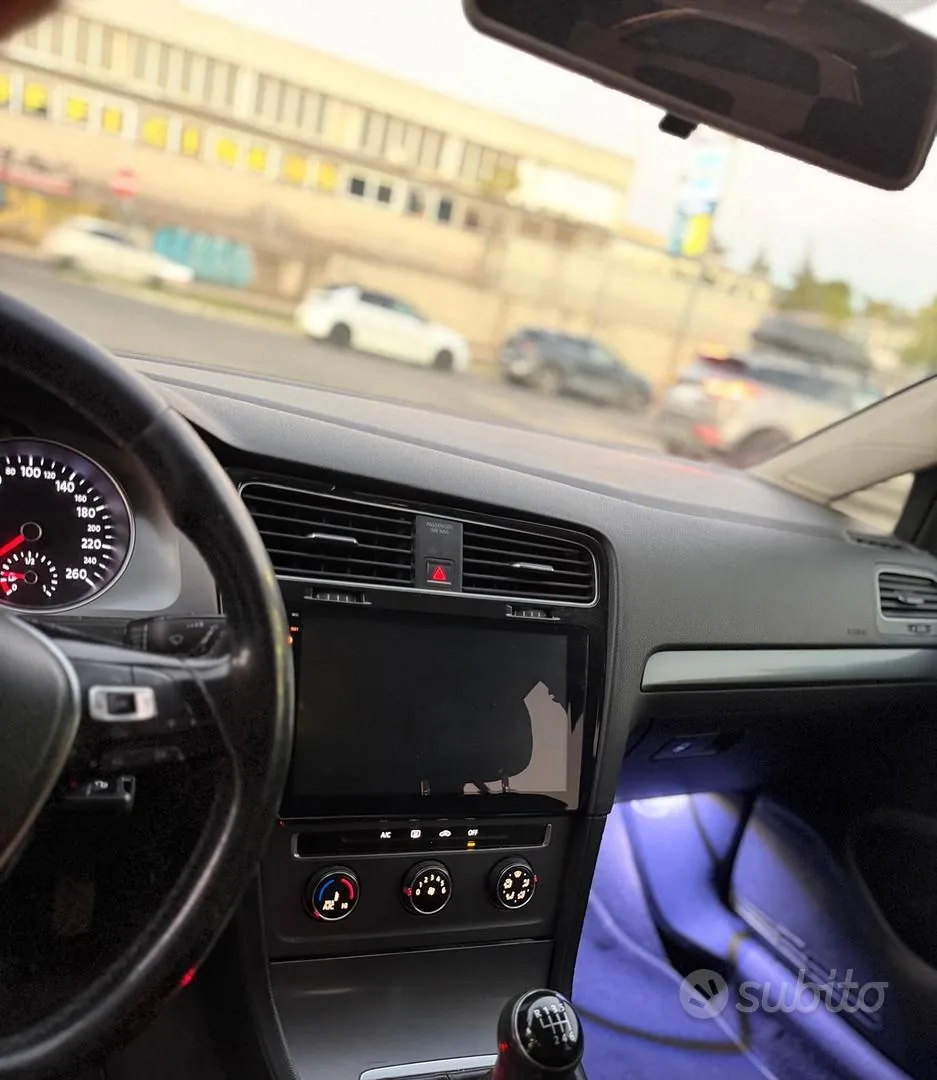 Volkswagen Golf 2014 photo 2