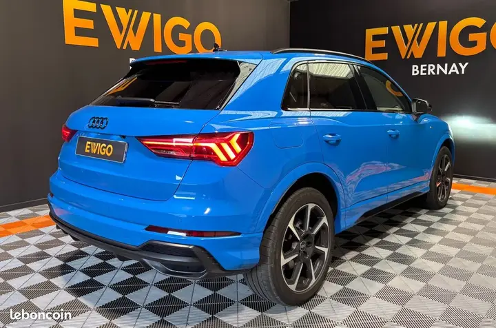 Audi Q3 2021 photo 2