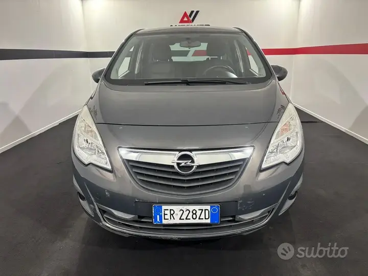 Opel Meriva 2013 photo 2