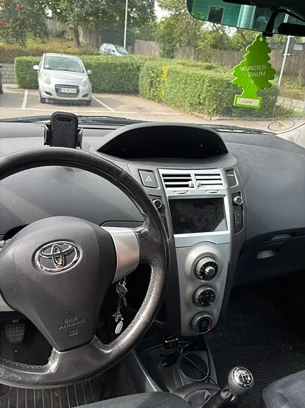 Toyota Yaris 2007 photo 3