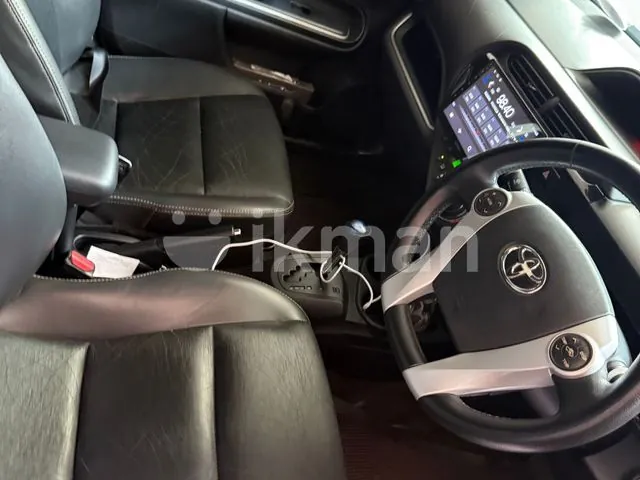Toyota Aqua 2015 photo 4