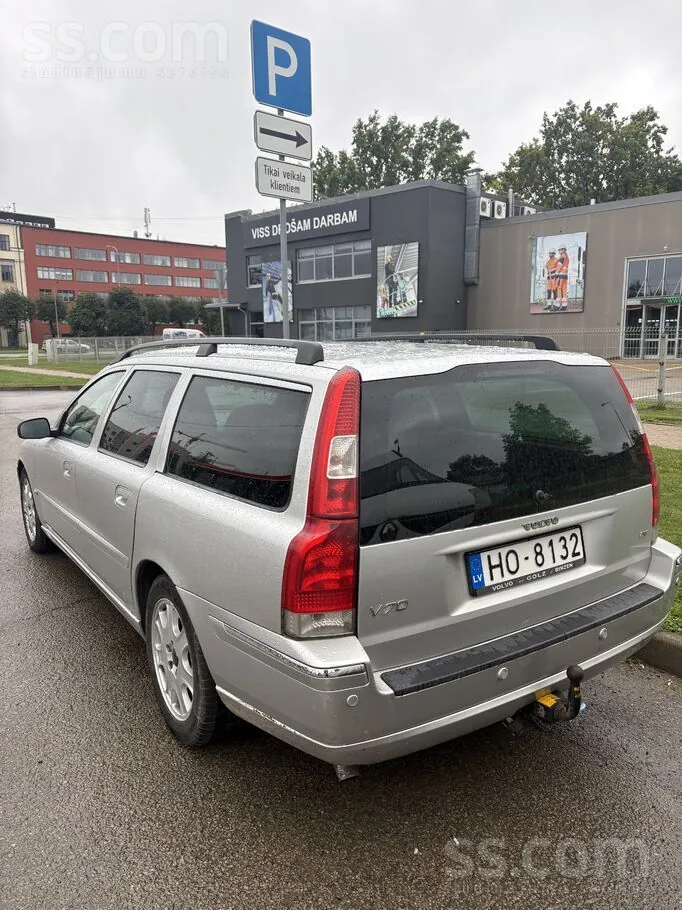 Volvo V70 2004 photo 4