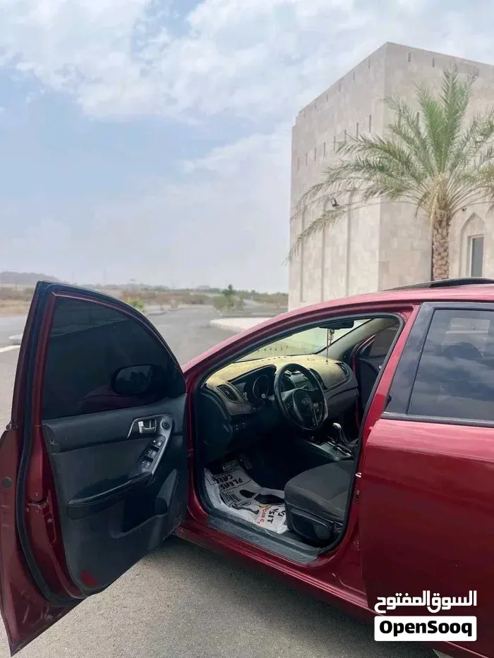 Kia K3 2011 photo 4