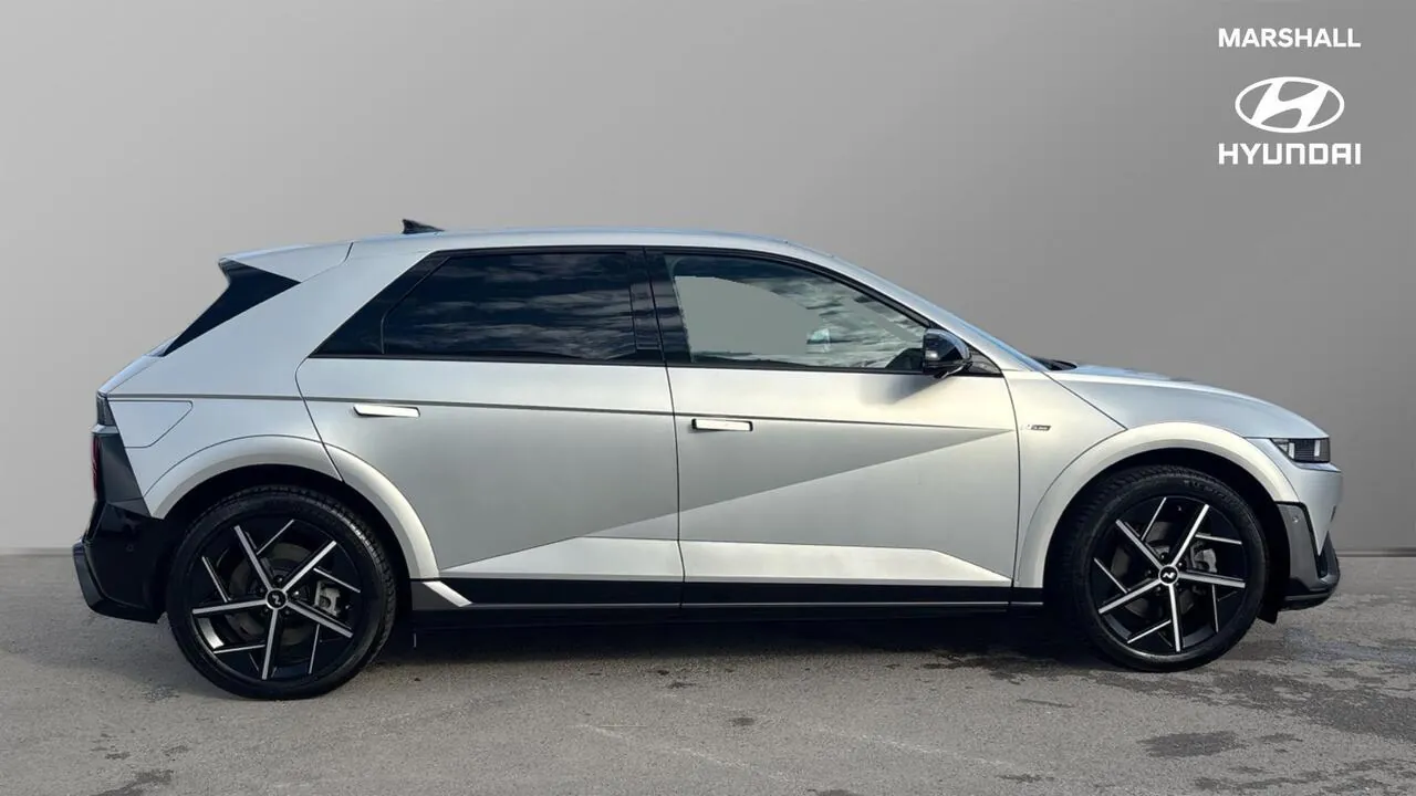 Hyundai Ioniq 5 2025 photo 2