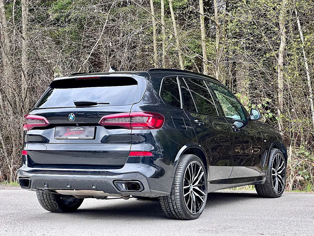 BMW X5 2021 photo 2