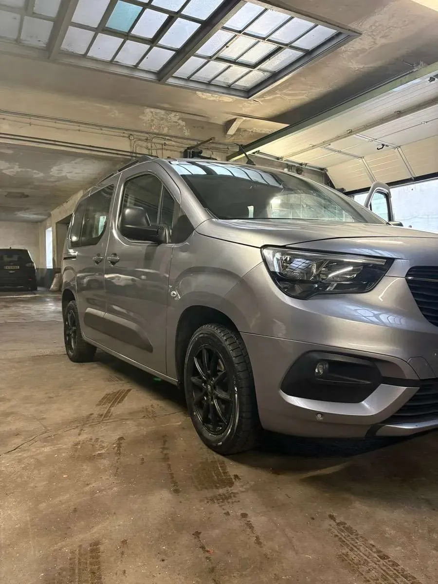Opel Combo 2021 photo 2