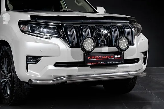 Toyota Land Cruiser 2018 photo 2