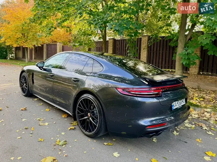 Porsche Panamera 2018 photo 4
