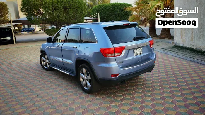 Jeep Grand Cherokee 2013 photo 4