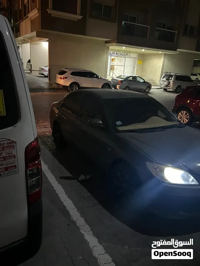 Honda Civic 2005 photo 2