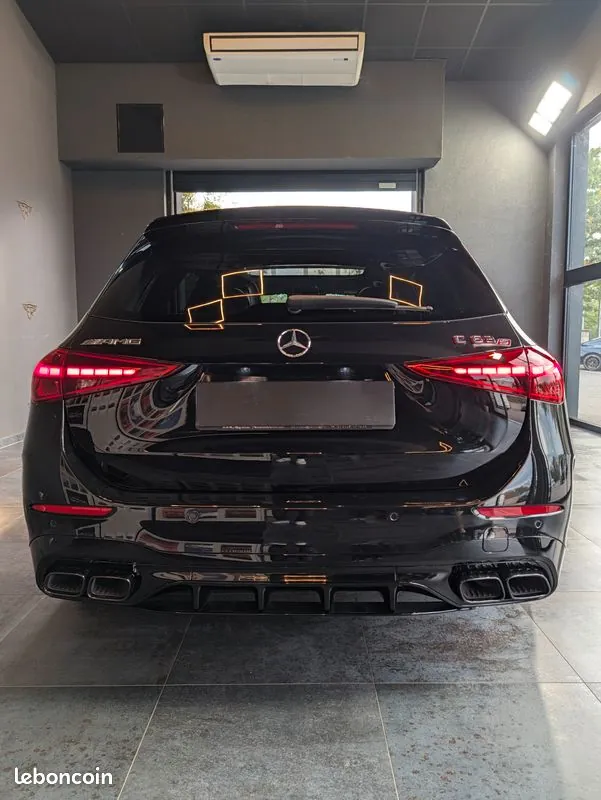 Mercedes-Benz C-Class 2023 photo 5