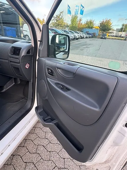 Toyota Proace 2015 photo 3