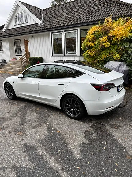 Tesla Model 3 2021 photo 4
