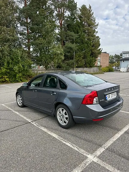 Volvo S40 2012 photo 5