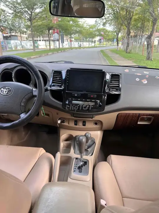 Toyota Fortuner 2009 photo 5